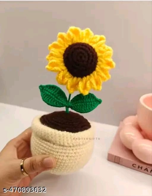 Knitted Sunflower that stays forever